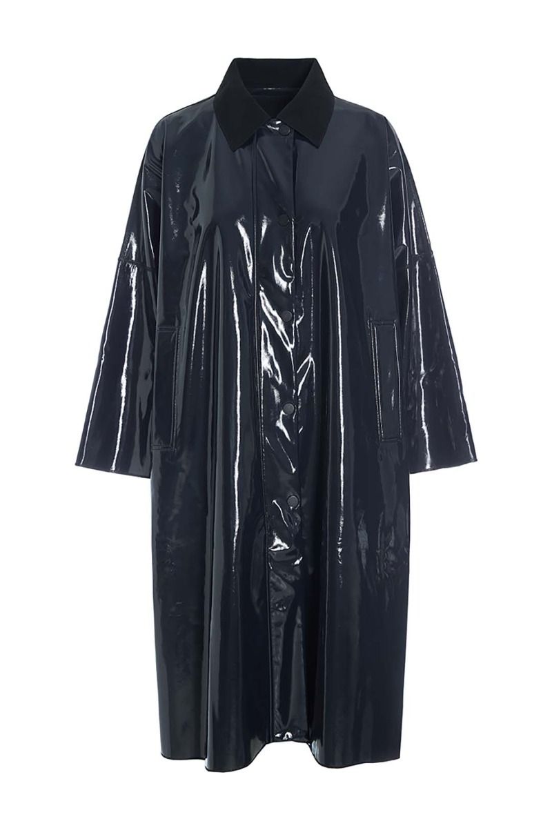 Lacquer long coat